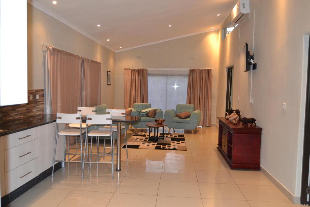 Chobe Sunset Chalets Lesoma Ngoại thất bức ảnh