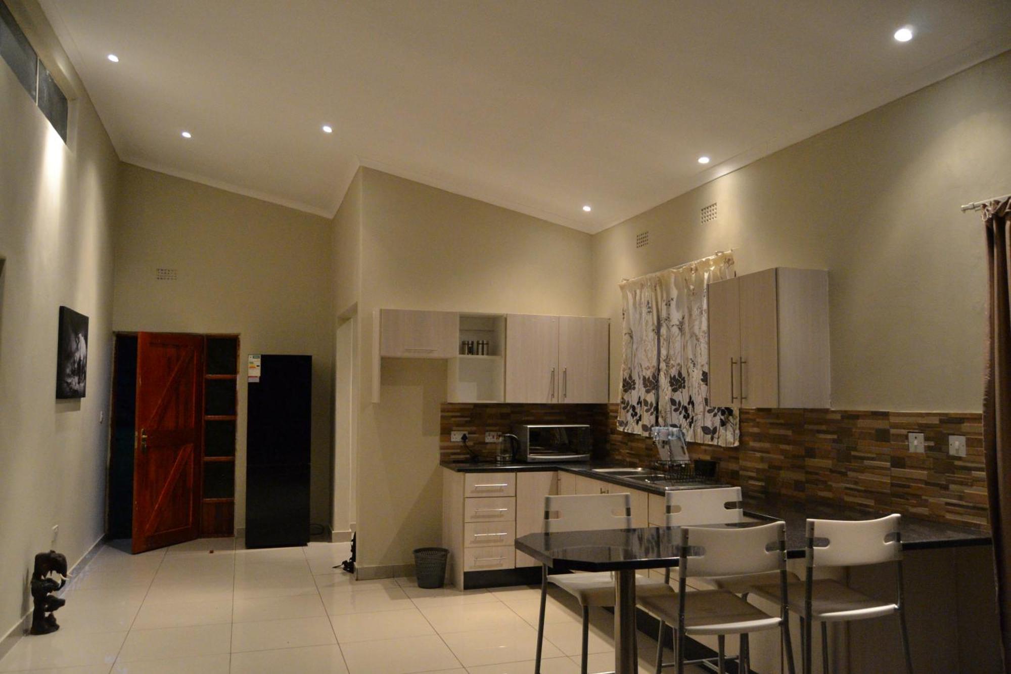 Chobe Sunset Chalets Lesoma Ngoại thất bức ảnh
