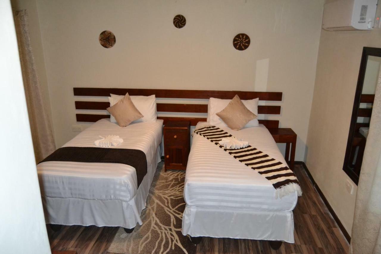 Chobe Sunset Chalets Lesoma Ngoại thất bức ảnh